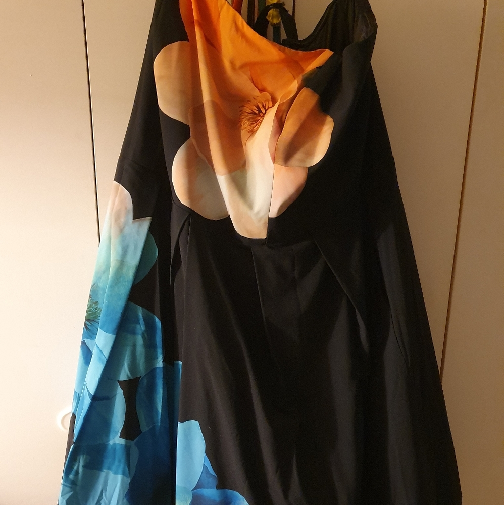 Brand New Strapless Dress (straps included)